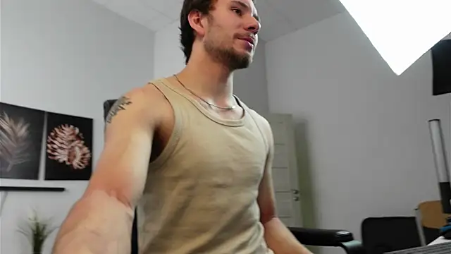 Snapshot of Ethan_Fyre chatting on October 11, 2025, 9:43 am Ethan Fyre online show from October 11, 2025, 9:43 am