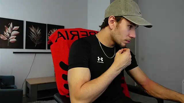 Snapshot of Ethan_Fyre chatting on September 25, 2025, 1:39 pm Ethan Fyre online show from September 25, 2025, 1:39 pm