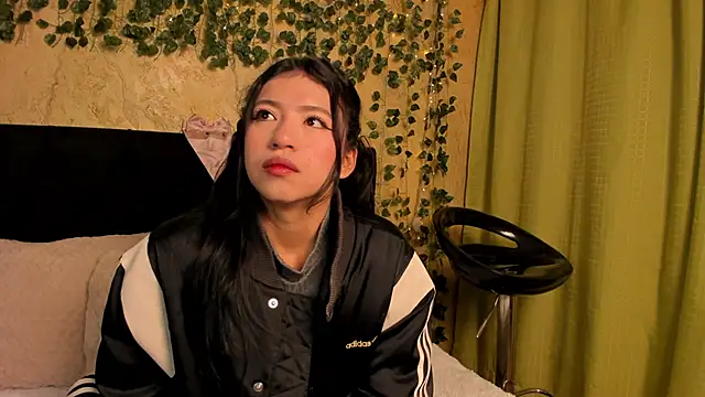 Tiffany Nm online show from January 9, 2026, 1:51 pm