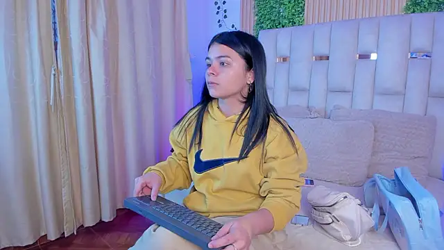 Snapshot of Jade_Nmm chatting on January 17, 2026, 1:15 pm Jade Nmm online show from January 17, 2026, 1:15 pm