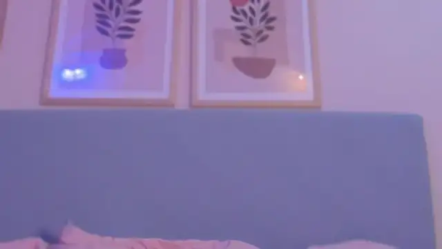 KiimJoi online show from November 5, 2025, 1:25 pm