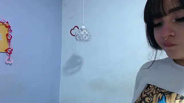 onixandghosty1 online show from December 4, 2025, 7:02 pm