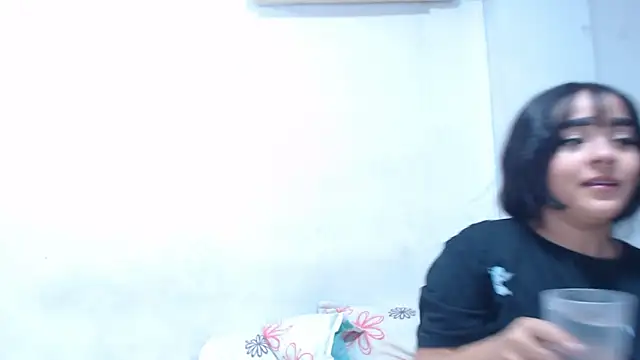 Snapshot of onixandghosty1 chatting on February 14, 2026, 6:52 pm onixandghosty1 online show from February 14, 2026, 6:52 pm