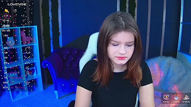 Snapshot of Lunamytrend chatting on November 23, 2025, 6:12 am Lunamytrend online show from November 23, 2025, 6:12 am