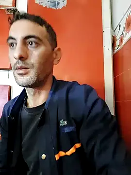 Snapshot of mahdiDido chatting on November 17, 2025, 12:09 pm mahdiDido online show from November 17, 2025, 12:09 pm