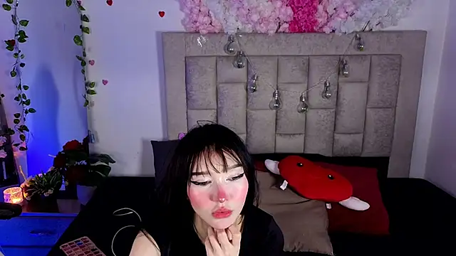 Isla rosee18 online show from April 25, 2026, 1:30 am