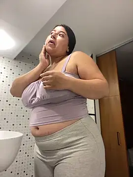 Tokio Sakura online show from December 2, 2025, 3:19 am