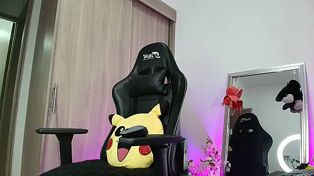 Snapshot of brunothompson3 chatting on September 19, 2025, 10:47 pm brunothompson3 online show from September 19, 2025, 10:47 pm