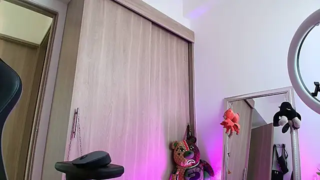 Snapshot of brunothompson3 chatting on September 13, 2025, 9:59 pm brunothompson3 online show from September 13, 2025, 9:59 pm