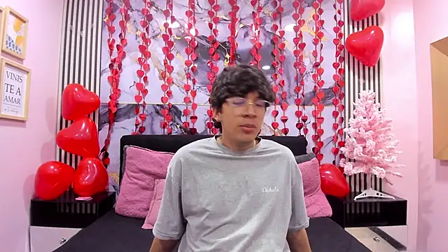 Desire Ecstasy online show from February 18, 2026, 3:26 am