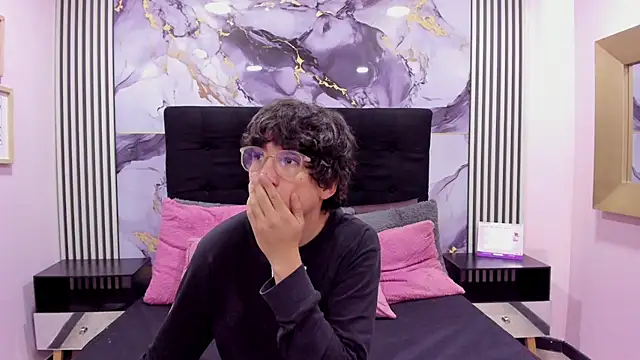 Desire Ecstasy online show from December 3, 2025, 1:10 pm