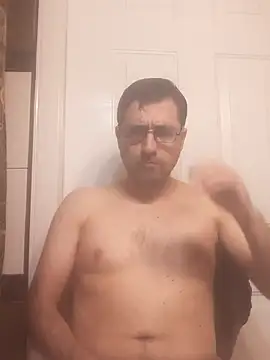 Gearsuit online show from November 4, 2025, 7:06 pm