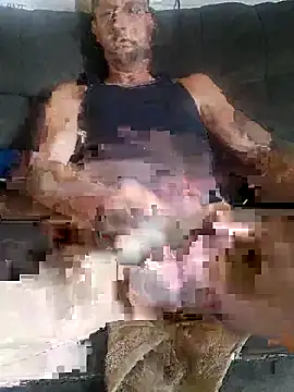 Snapshot of Solostroker39 chatting on November 21, 2025, 4:06 pm Solostroker39 online show from November 21, 2025, 4:06 pm