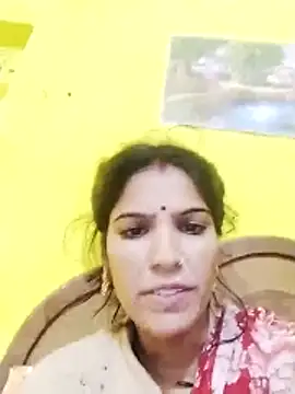 Snapshot of Riya_jaan12 chatting on November 17, 2025, 4:27 am Riya jaan12 online show from November 17, 2025, 4:27 am