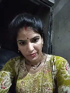 Riya jaan12 online show from May 27, 2026, 5:42 pm
