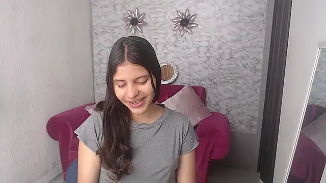 Evagirl69 online show from October 21, 2025, 6:18 pm