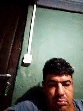 Snapshot of branquinho3 chatting on April 6, 2026, 2:18 am branquinho3 online show from April 6, 2026, 2:18 am