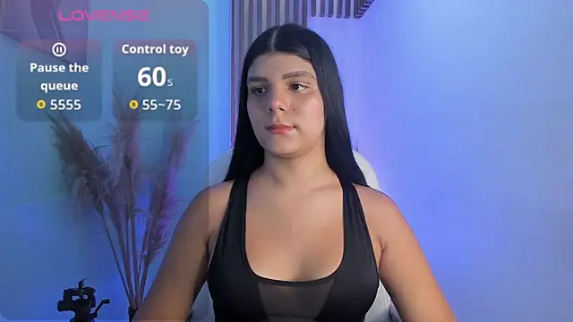 PauliinaBelle  online show from October 31, 2025, 1:19 pm