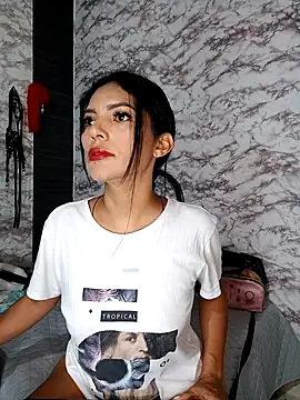 Snapshot of AlisSon__hot chatting on September 13, 2025, 10:37 am AlisSon hot online show from September 13, 2025, 10:37 am