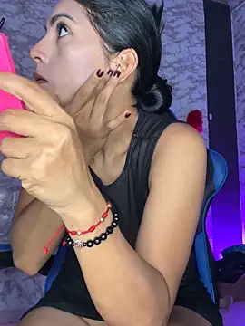 AlisSon  hot online show from March 31, 2026, 7:16 pm