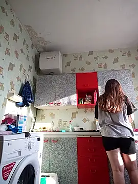 Snapshot of AlisaWyn chatting on January 16, 2026, 7:01 am AlisaWyn online show from January 16, 2026, 7:01 am