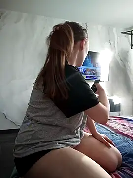 Snapshot of AlisaWyn chatting on February 15, 2026, 10:03 am AlisaWyn online show from February 15, 2026, 10:03 am