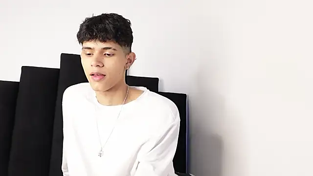 alexmark  online show from September 30, 2025, 5:19 pm