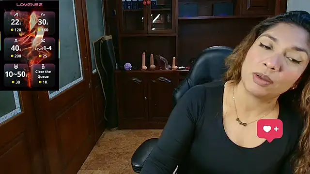 Snapshot of SexyRachel_ chatting on March 1, 2026, 12:05 pm SexyRachel online show from March 1, 2026, 12:05 pm