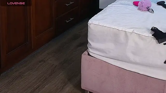 SexyRachel  online show from January 9, 2026, 12:01 pm