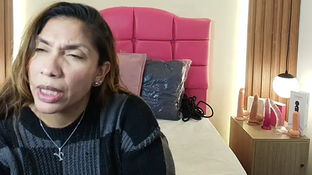 Snapshot of SexyRachel_ chatting on February 27, 2026, 7:14 pm SexyRachel online show from February 27, 2026, 7:14 pm