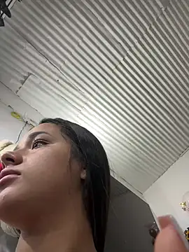 Snapshot of Luciaparker03 chatting on April 1, 2026, 1:12 pm Luciaparker03 online show from April 1, 2026, 1:12 pm