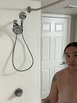 marcylove online show from September 12, 2025, 2:39 pm