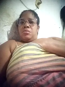 Big ass submissive online show from February 4, 2026, 12:33 pm