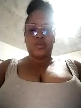 Big ass submissive online show from September 30, 2025, 2:28 am