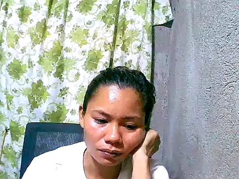 Sweeetgurll online show from September 17, 2025, 8:16 am