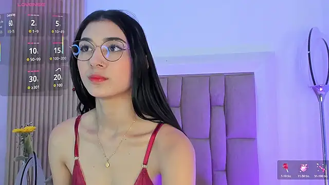 Snapshot of Alison_Carde05 chatting on February 10, 2026, 7:35 pm Alison Carde05 online show from February 10, 2026, 7:35 pm