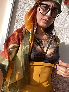 Snapshot of PuraTinta_miau chatting on November 13, 2025, 9:46 am PuraTinta miau online show from November 13, 2025, 9:46 am