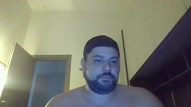 Snapshot of giuseppelovisi85 chatting on October 20, 2025, 8:26 am giuseppelovisi85 online show from October 20, 2025, 8:26 am
