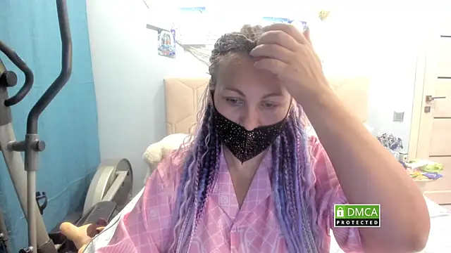 Snapshot of EmilyMali chatting on October 14, 2025, 6:08 pm EmilyMali online show from October 14, 2025, 6:08 pm