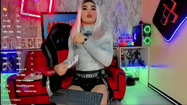 Snapshot of Natasha_clifford chatting on February 15, 2026, 10:36 am Natasha clifford online show from February 15, 2026, 10:36 am