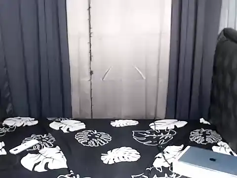 scarlet enchantress online show from September 27, 2025, 1:12 am