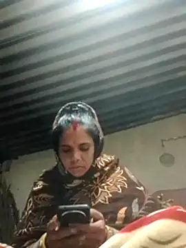 Hot ashna online show from January 10, 2026, 4:24 pm