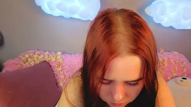 Alis Platt online show from May 20, 2026, 1:02 am