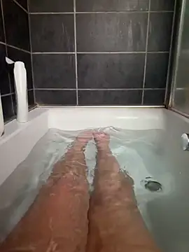 Victoriasteel online show from December 14, 2025, 12:11 pm