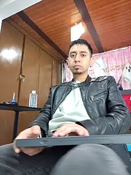 Snapshot of abnerdam01 chatting on October 20, 2025, 1:55 pm abnerdam01 online show from October 20, 2025, 1:55 pm