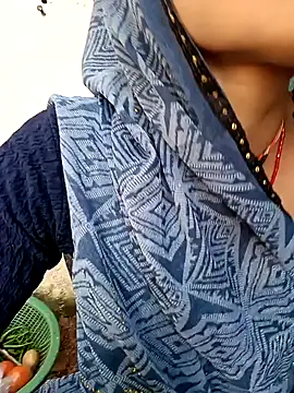Snapshot of Sapna9685 chatting on October 11, 2025, 8:15 am Sapna9685 online show from October 11, 2025, 8:15 am