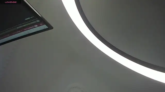 Zahra milks online show from February 19, 2026, 2:03 pm