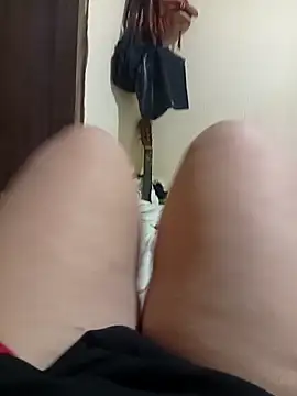 Ravena2290 online show from April 14, 2026, 1:54 am