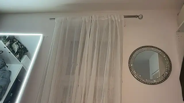 KayleeBella online show from February 24, 2026, 8:53 pm