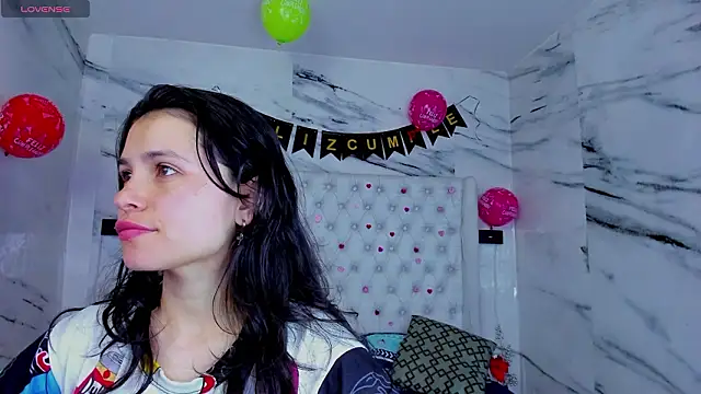 Snapshot of Ari_and_Storm chatting on March 6, 2026, 1:39 pm Ari and Storm online show from March 6, 2026, 1:39 pm